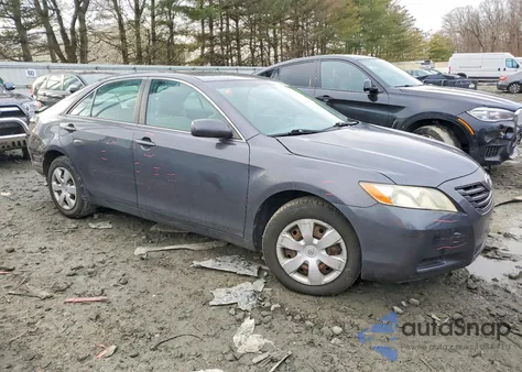 2009 Toyota Camry Base z USA, uszkodzony, nr VIN 4T1BE46K59U352499